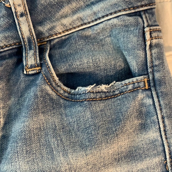 American Eagle distressed Hi-rise Jegging - Picture 4 of 10